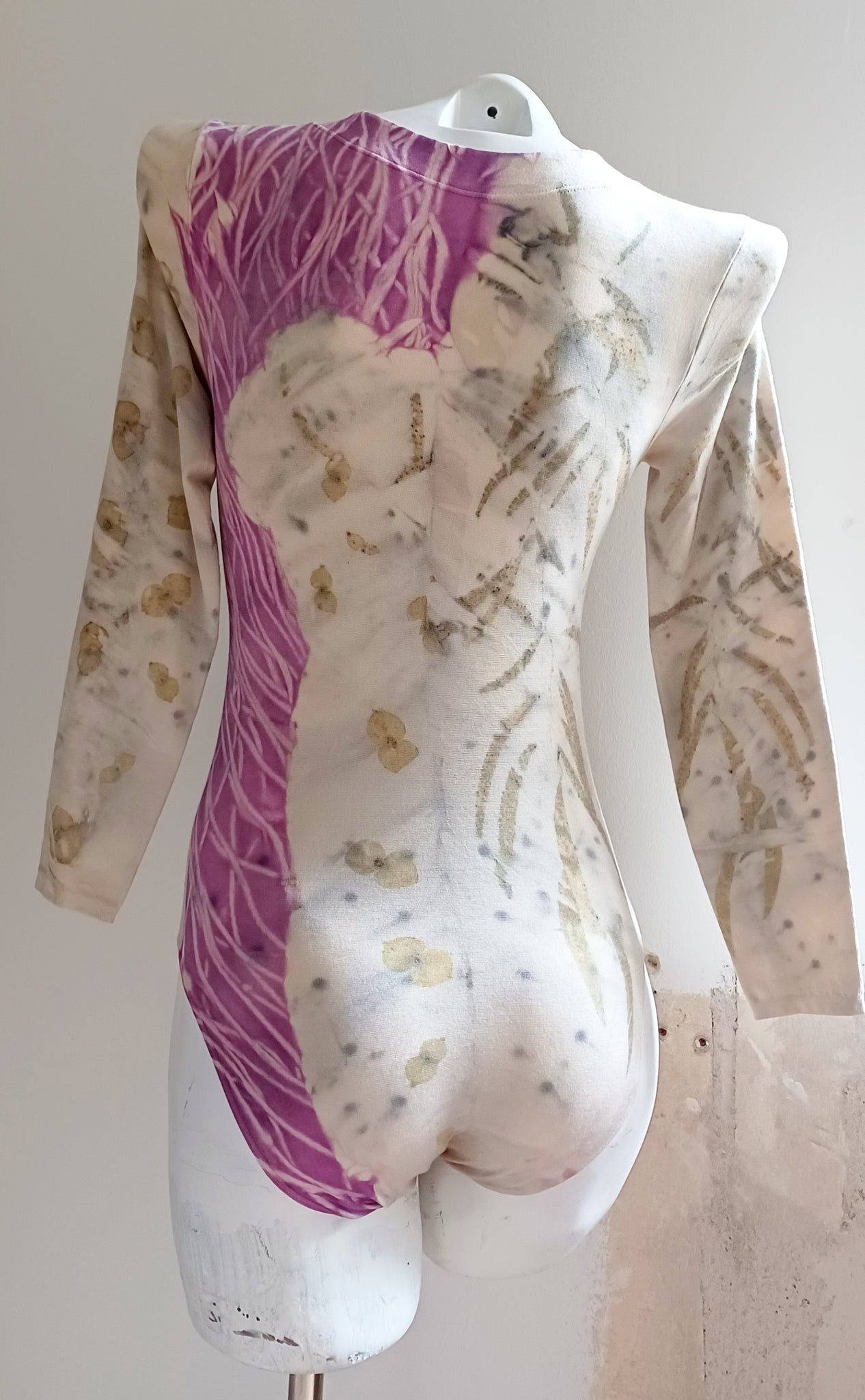 Whispering Willow SILK Long Sleeve Bodysuit -MEDIUM – Adhesif Clothing